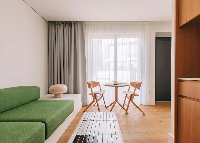 Lenscape Coterie Hotel