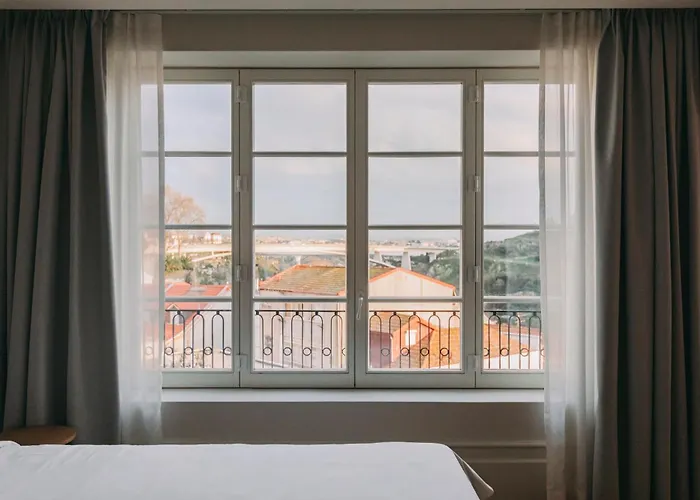 Lenscape Coterie 5* Oporto