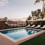 Lenscape Coterie מלון