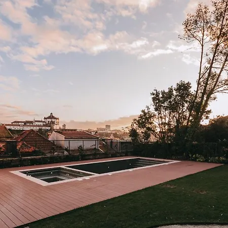 Lenscape Coterie Otel Porto