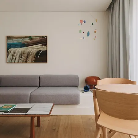 Lenscape Coterie 5*