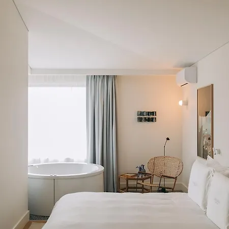 Lenscape Coterie Hotel 5*