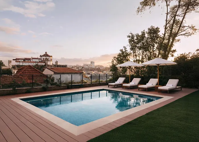 Lenscape Coterie Hotel