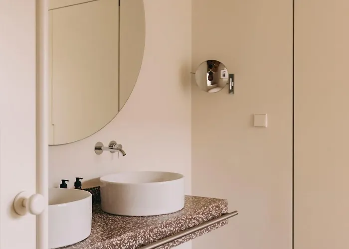 Lenscape Coterie Hotel 5*