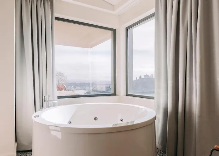 Hotel Lenscape Coterie