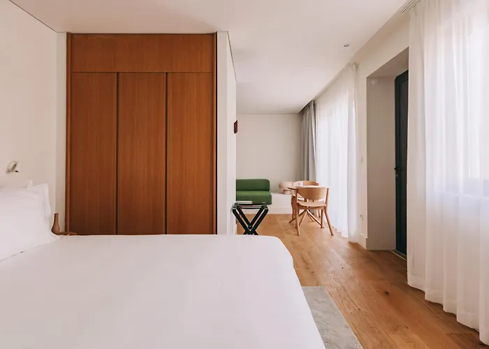 Lenscape Coterie 5* 포르투