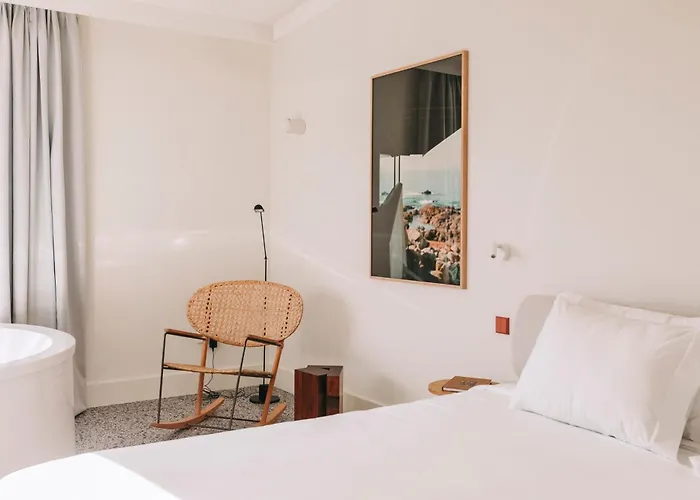 Lenscape Coterie 5* Oporto